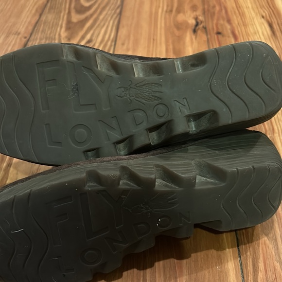 Brown booties - Picture 3 of 4